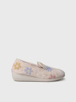 Toni Pons Slippers | CARME-CP - Zapatillas de casa de mujer con detalles bordados | CARME-CP