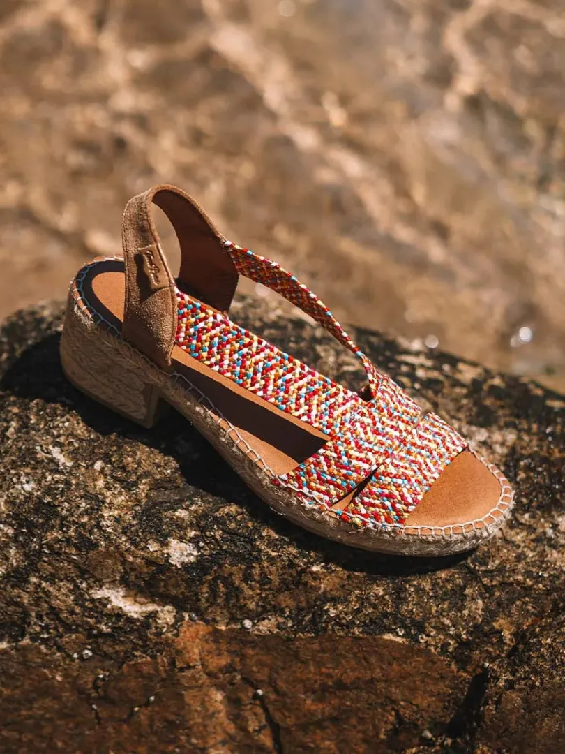 Toni Pons Cuñas Medias | Abiertas | DALYN - Alpargata de mujer con tacón ancho y elásticos bicolor | DALYN