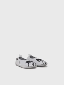Toni Pons Slippers | ELEFANT - Zapatillas de casa para niños inspiradas en la obra de Salvador Dalí | ELEFANT