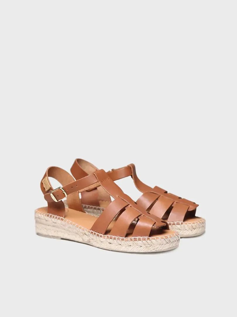 Toni Pons Planas | Abiertas | EMMA - Sandalias cangrejeras planas de mujer en piel | EMMA