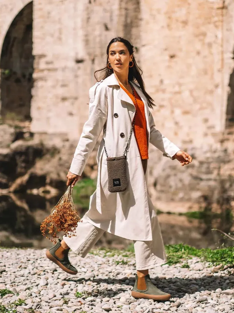 Toni Pons Bolsos | GABIN - Bolso para el móvil en material tipo borrego | GABIN