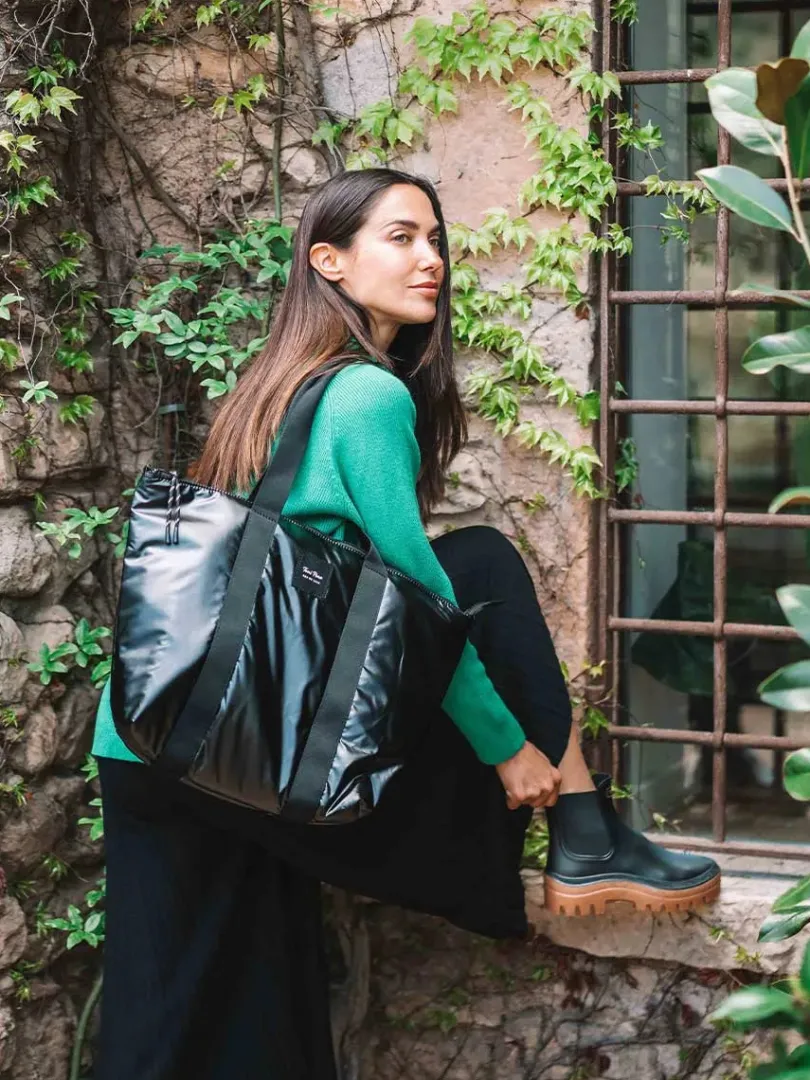 Toni Pons Bolsos | GINNY - Bolso para mujer en material acolchado negro brillante | GINNY