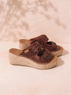 Toni Pons Cuñas Altas | Plataformas | IDOIA - Alpargata destalonada de mujer en piel con cuña de yute | IDOIA