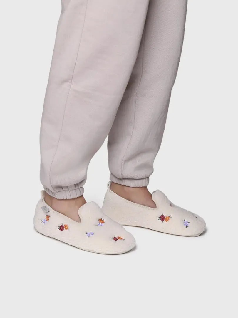 Toni Pons Slippers | MAILY-BB - Zapatilla tipo babucha con motivos bordados para mujer | MAILY-BB
