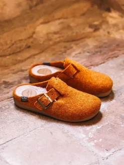 Toni Pons Slippers | MIMA-FP - Slipper de mujer tipo zueco con hebilla | MIMA-FP