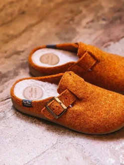 Toni Pons Slippers | MIMA-FP - Slipper de mujer tipo zueco con hebilla | MIMA-FP