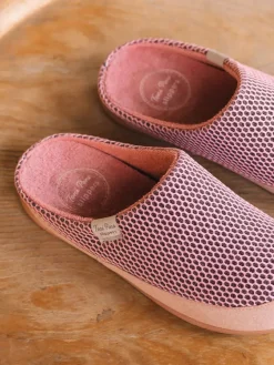 Toni Pons Slippers | MINA-GC - Zapatilla de casa tipo zueco de mujer en rejilla | MINA-GC