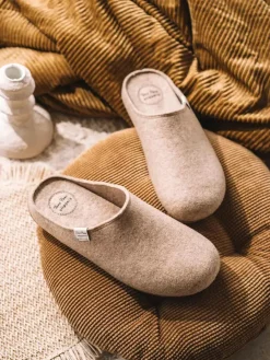 Toni Pons Slippers | NEO-FR - Zapatilla de casa tipo zueco para hombre en fieltro reciclado | NEO-FR