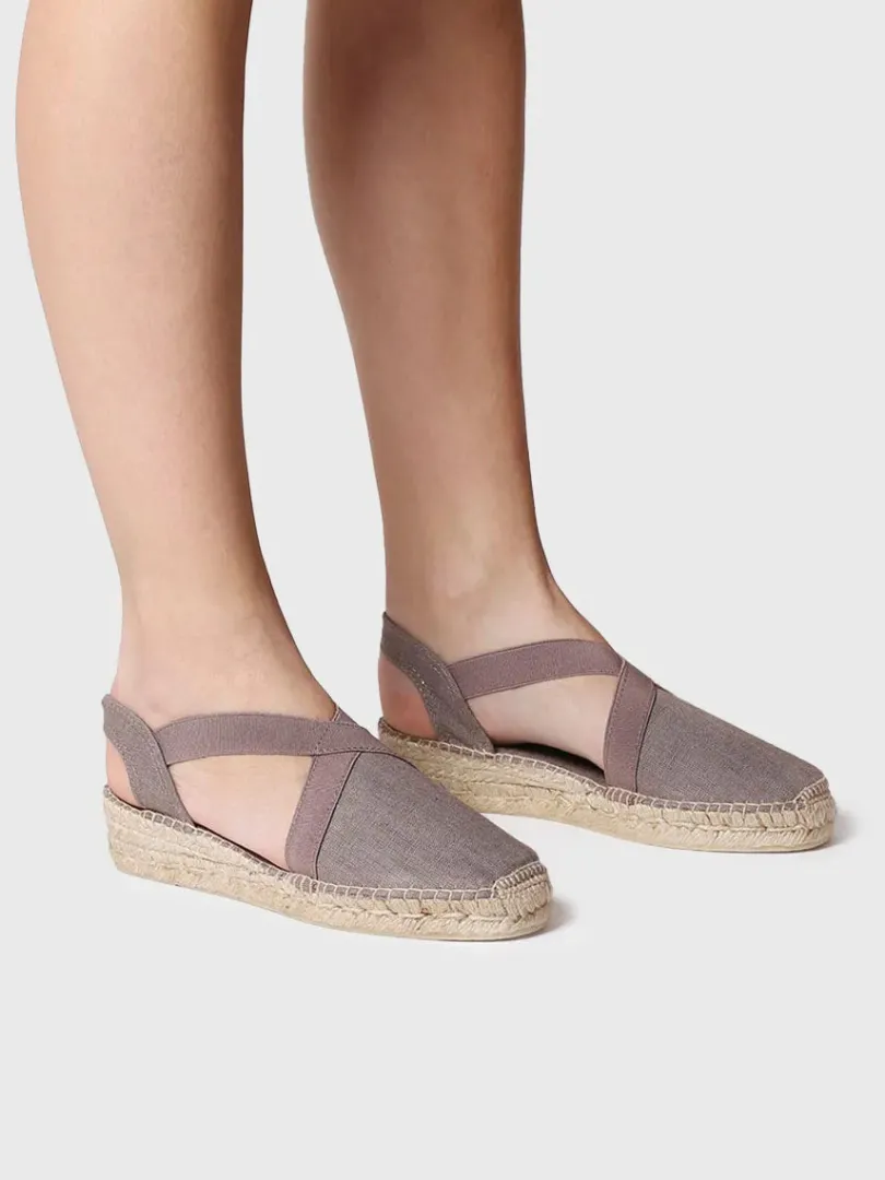 Toni Pons Cerradas | Cuñas Bajas | VERONA - Alpargata vegana plana para mujer con elásticos | VERONA
